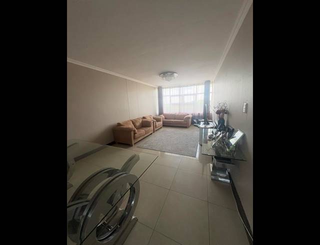 2 BEDROOM PROPERTY TO RENT IN DOWERGLEN